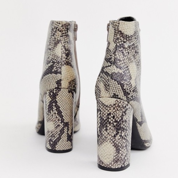 ASOS NEW LOOK SNAKESKIN LACE UP BOOTIE - Picture 4 of 8